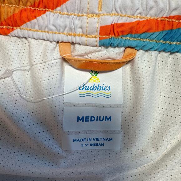 NWOT Chubbies Classic Swim Trunk 5.5" Medium - Picture 3 of 6